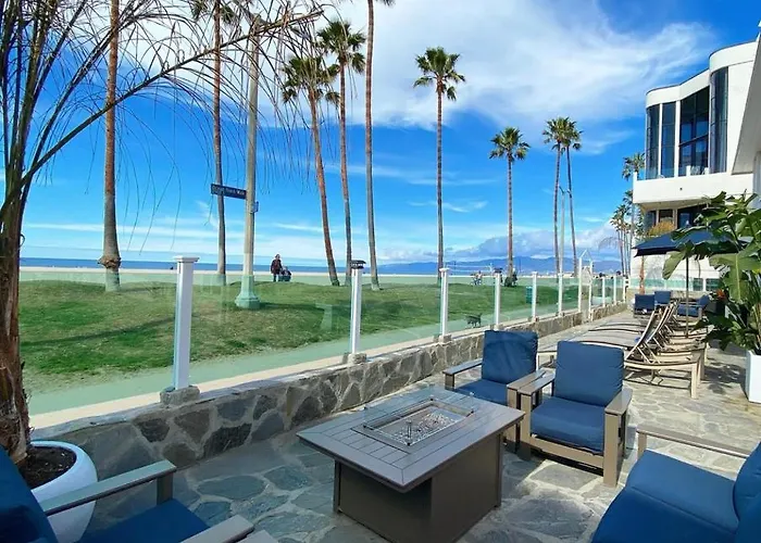 Venice On The Beach Hotel