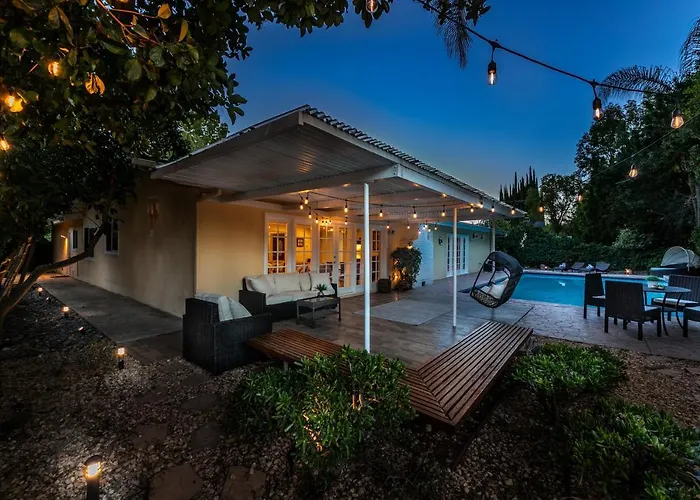 Villa Sausalito - Newly Designed 4Br House & Pool By Topanga