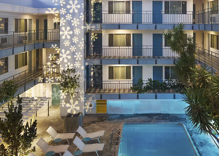 The Beverly Laurel Hotel At West Hollywood